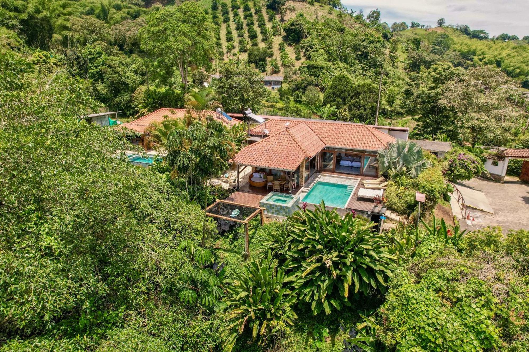 Hotel Spa La Colina Pereira Extérieur photo