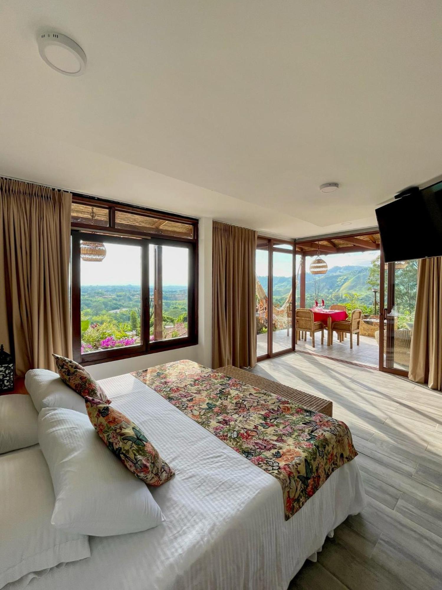 Hotel Spa La Colina Pereira Extérieur photo